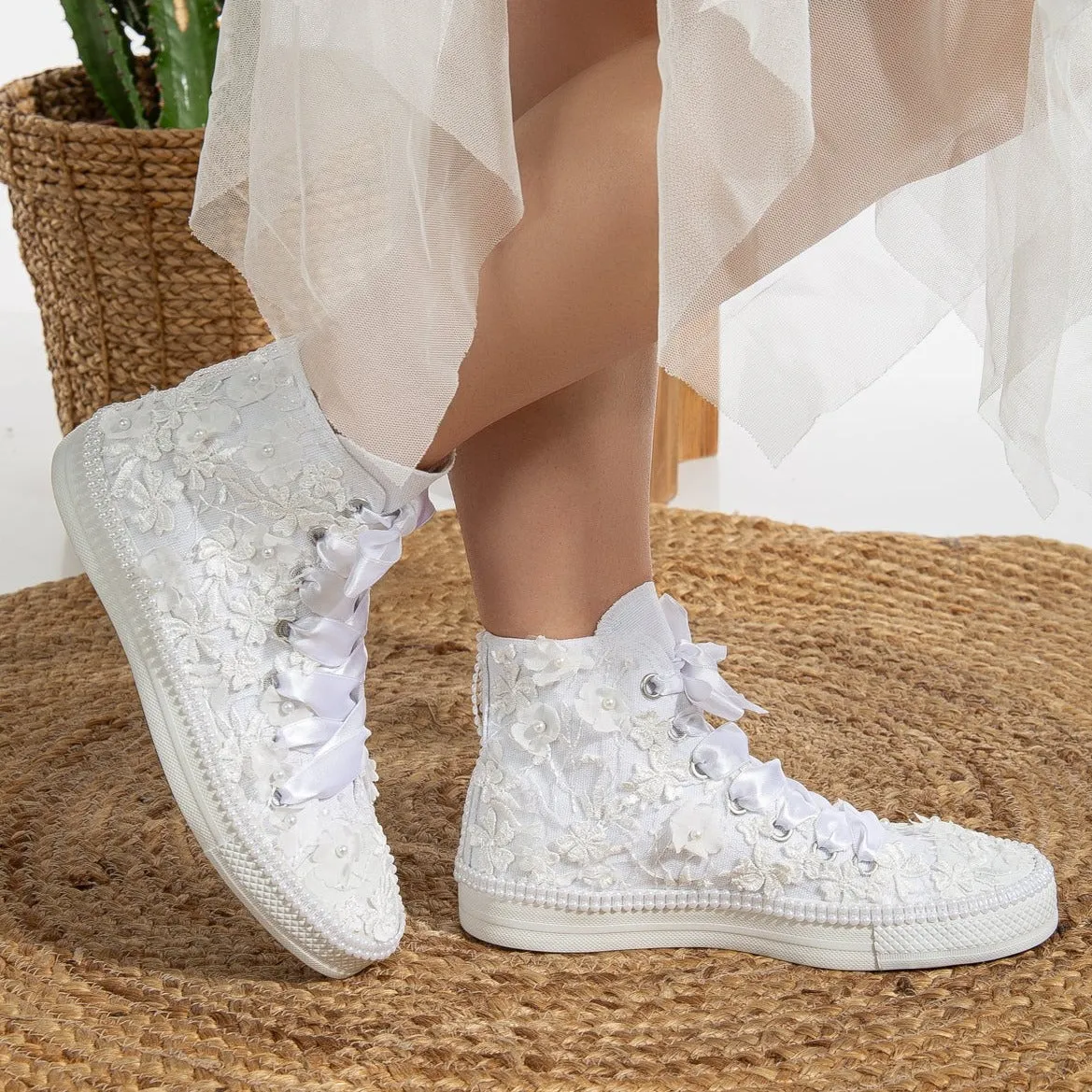 Claire - White Lace Wedding Converse with Pearls