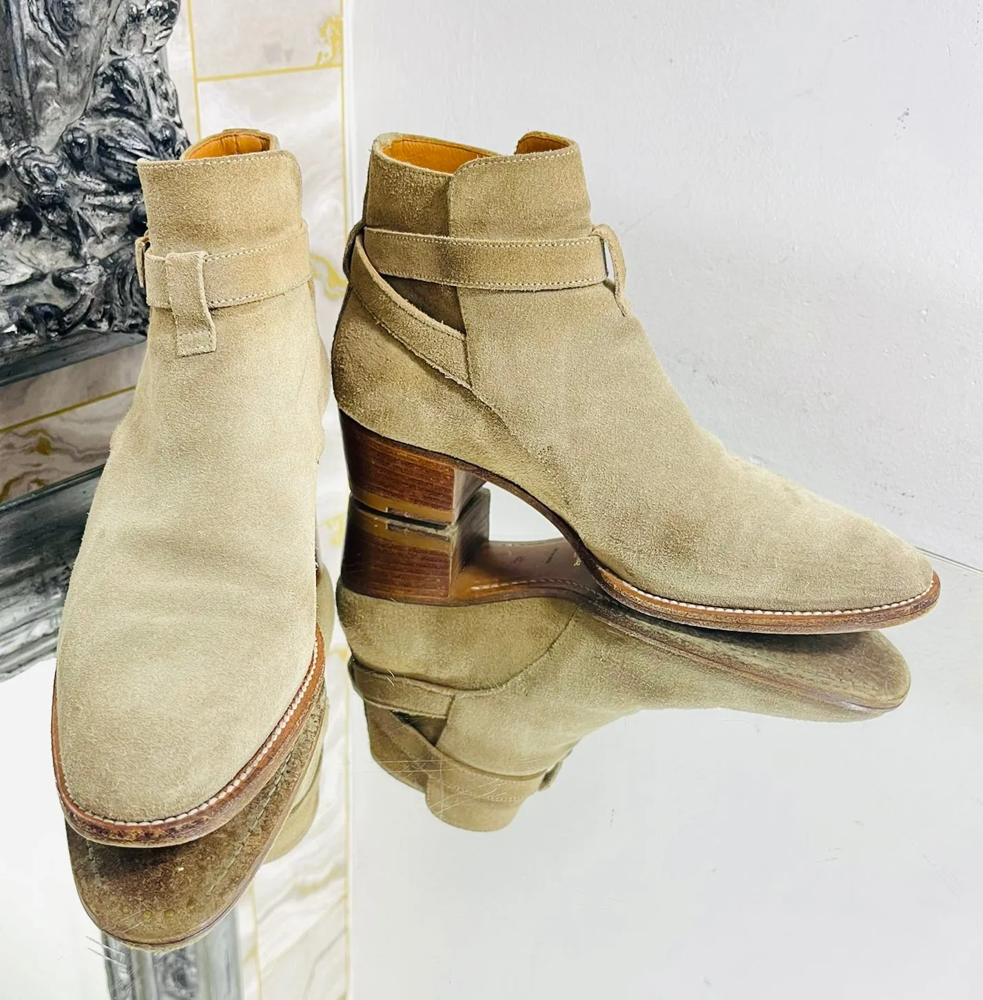 Saint Laurent Ratched Suede Ankle Boots. Size 35